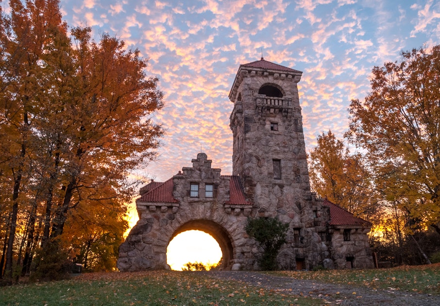 Hike Mohonk Preserve's Gatehouse to Skytop Tower, New Paltz, New York