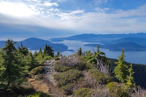 Hike to Mt. Strachan