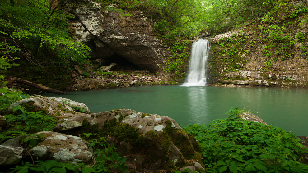 Hike to Punchbowl Falls, Witts Springs, Arkansas