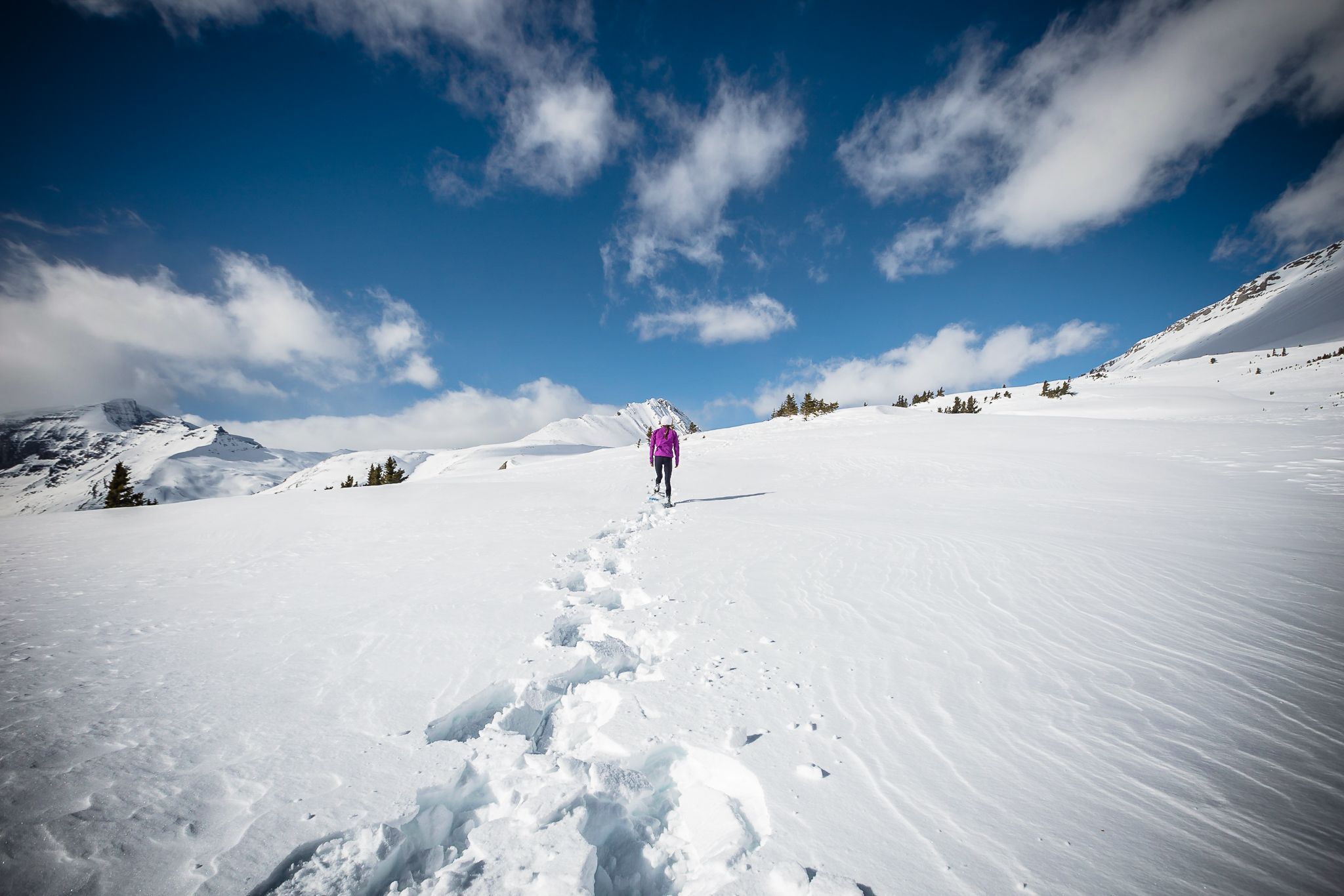 Cross-Country Ski to HI-Mount Cavell Hostel