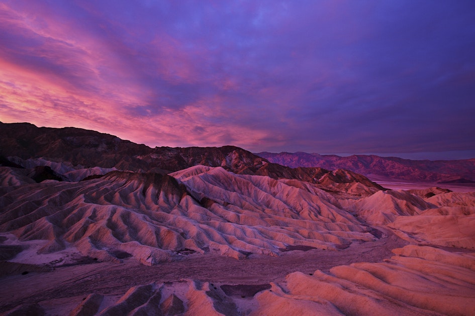 Hike the Badlands Loop in Death Valley, Zabriskie Point Parking Area