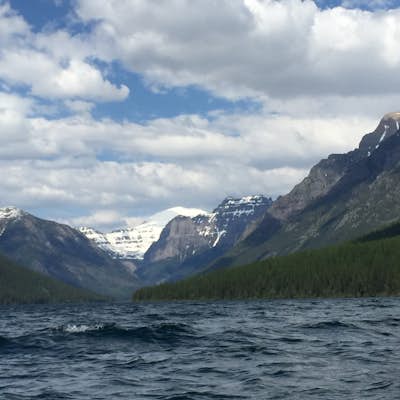 Kayak Bowman Lake, Glacier NP