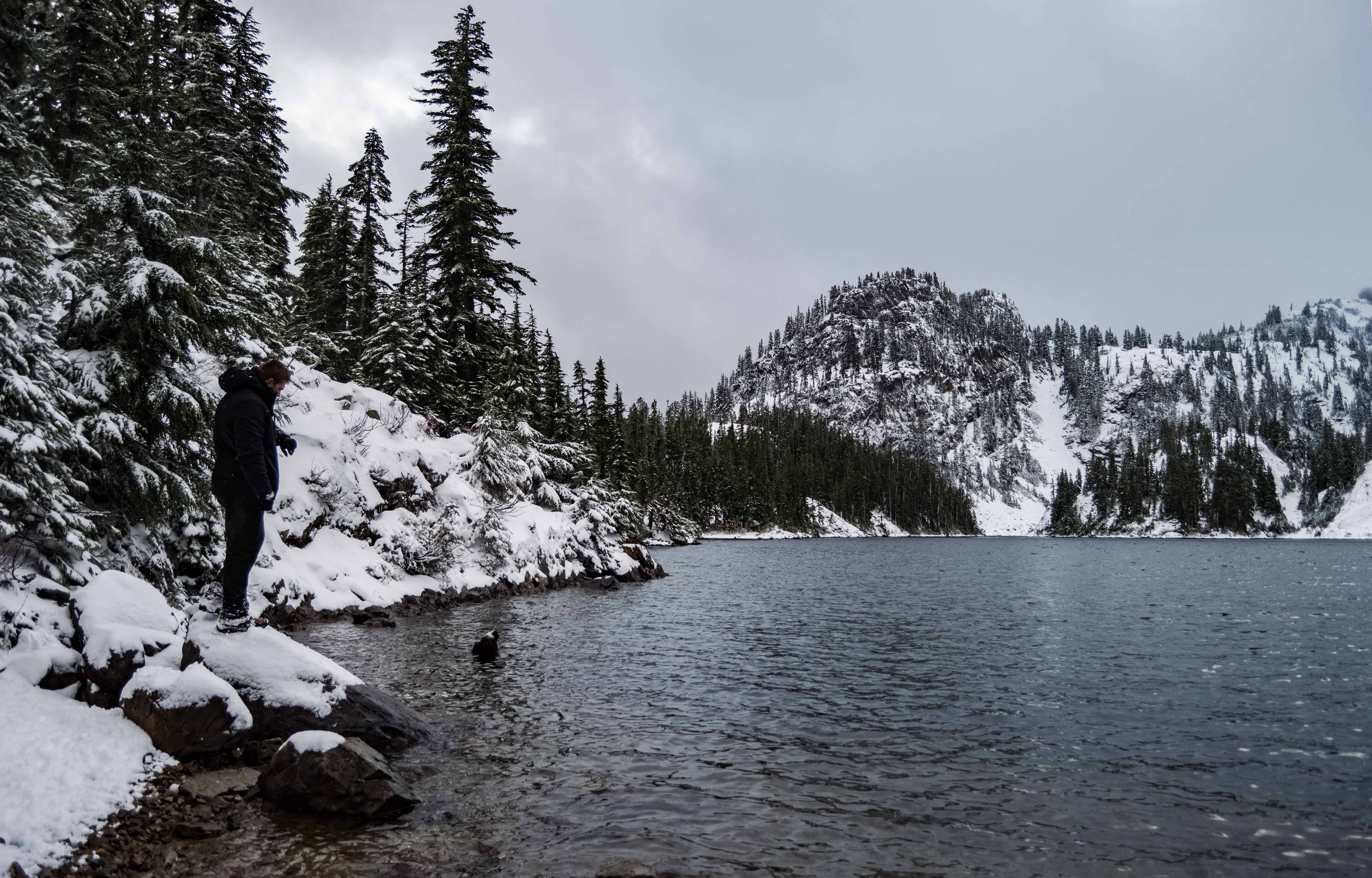 Snowshoe to Rachel Lake 