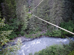 Hike Winner Creek Gorge