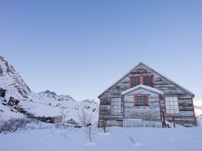 Explore Independence Mine State Historical Park in Hatcher Pass
