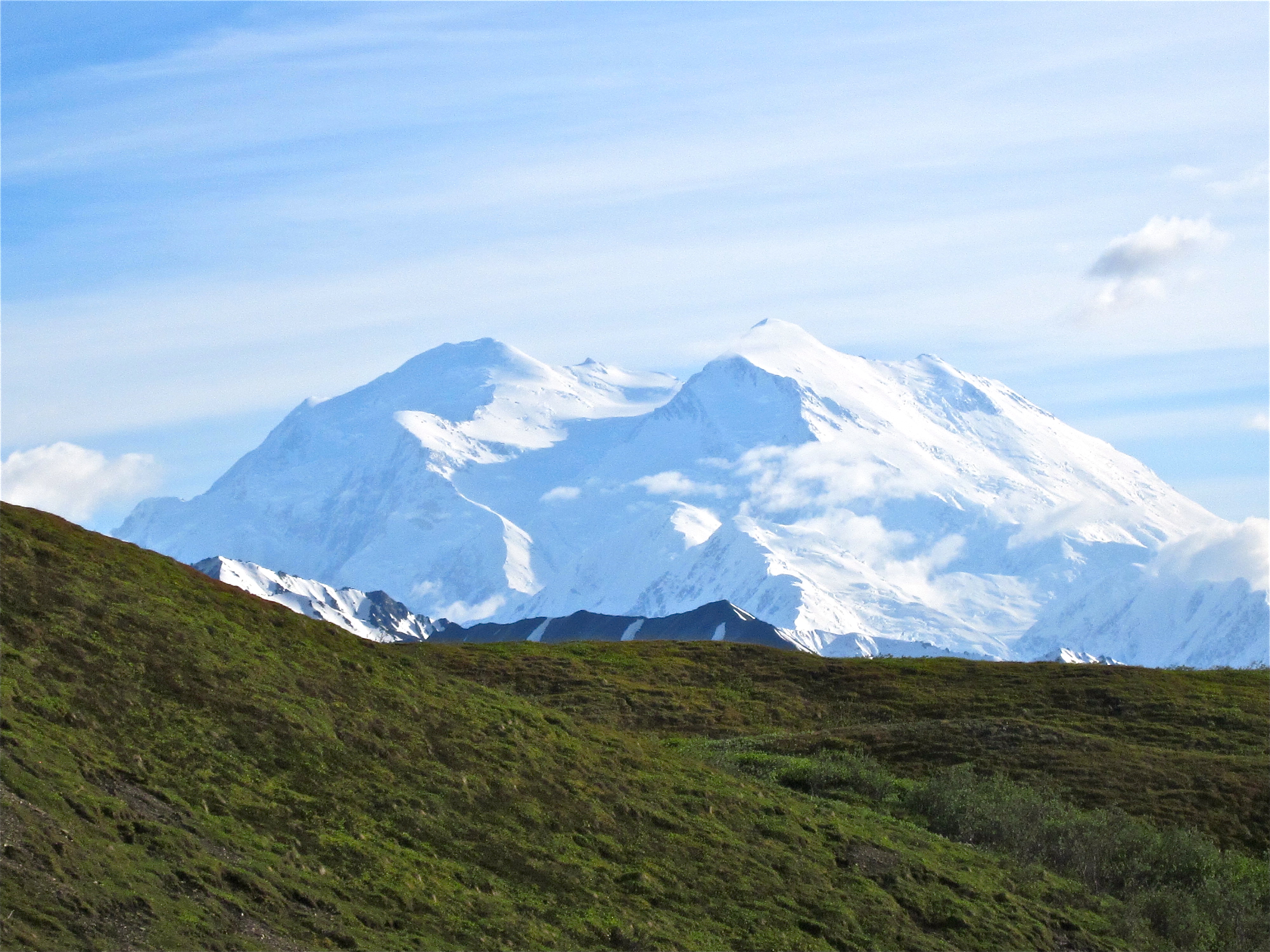 Backpack the Mt. Eielson Loop