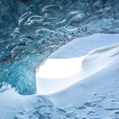 Explore the Jokulsarlan Ice Caves in Iceland 