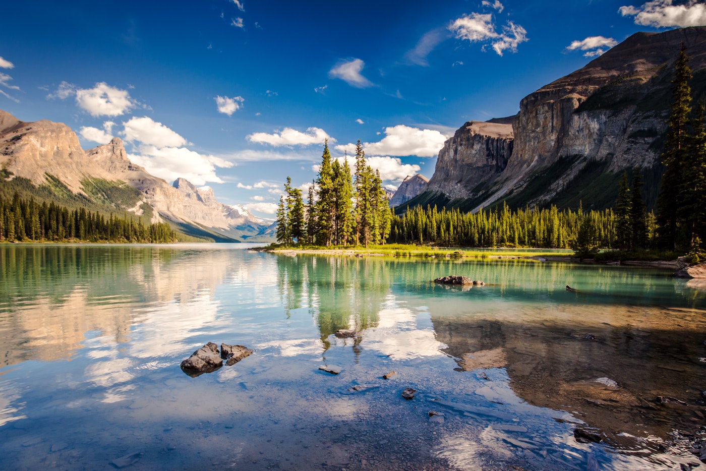 Photo of Photograph Spirit Island and Maligne Lake