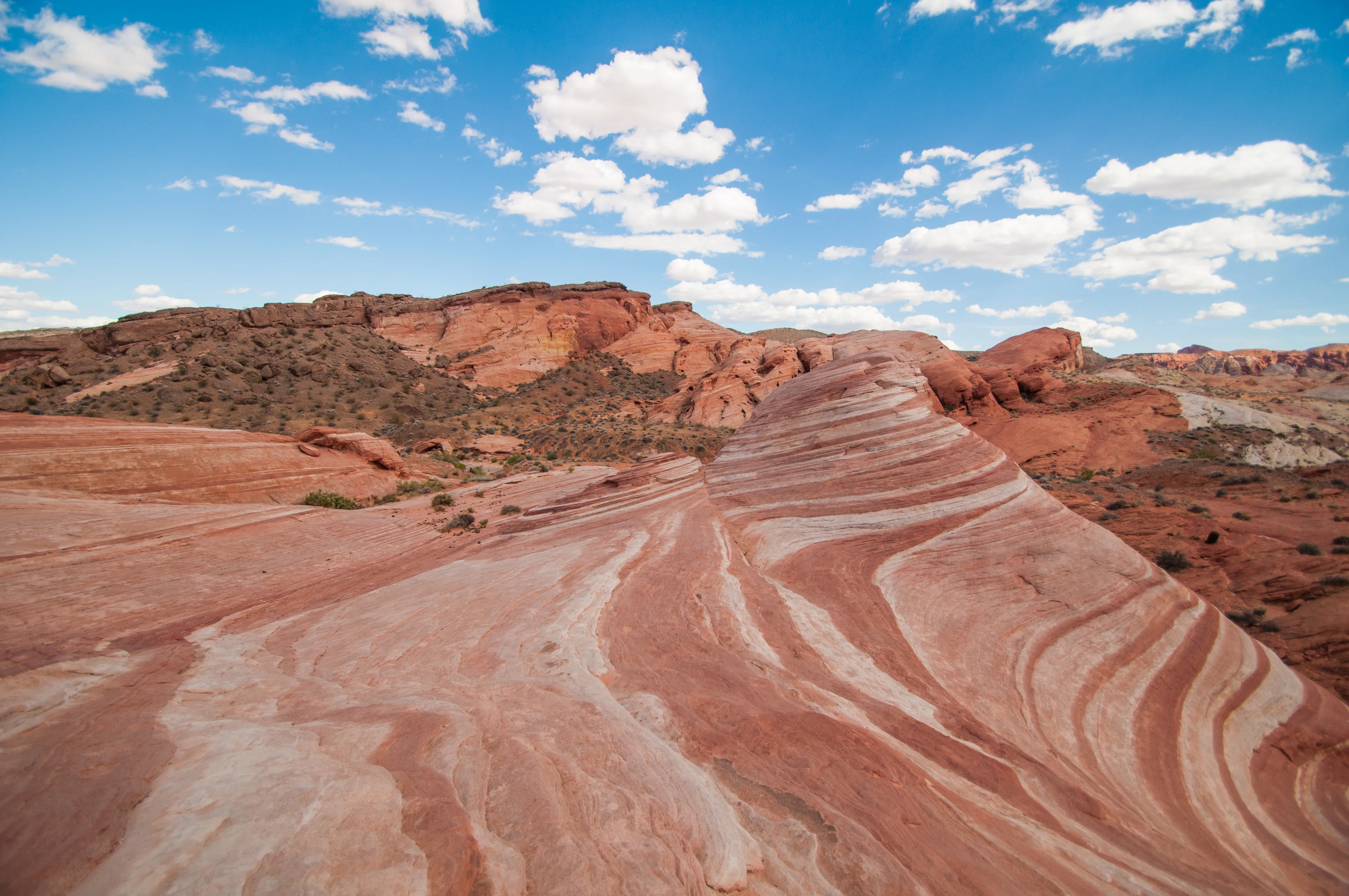 Hike throughout Nevada's Valley Of Fire
