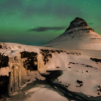 Photograph the Northern Lights at Kirkjufell and Kirkjufellsfoss