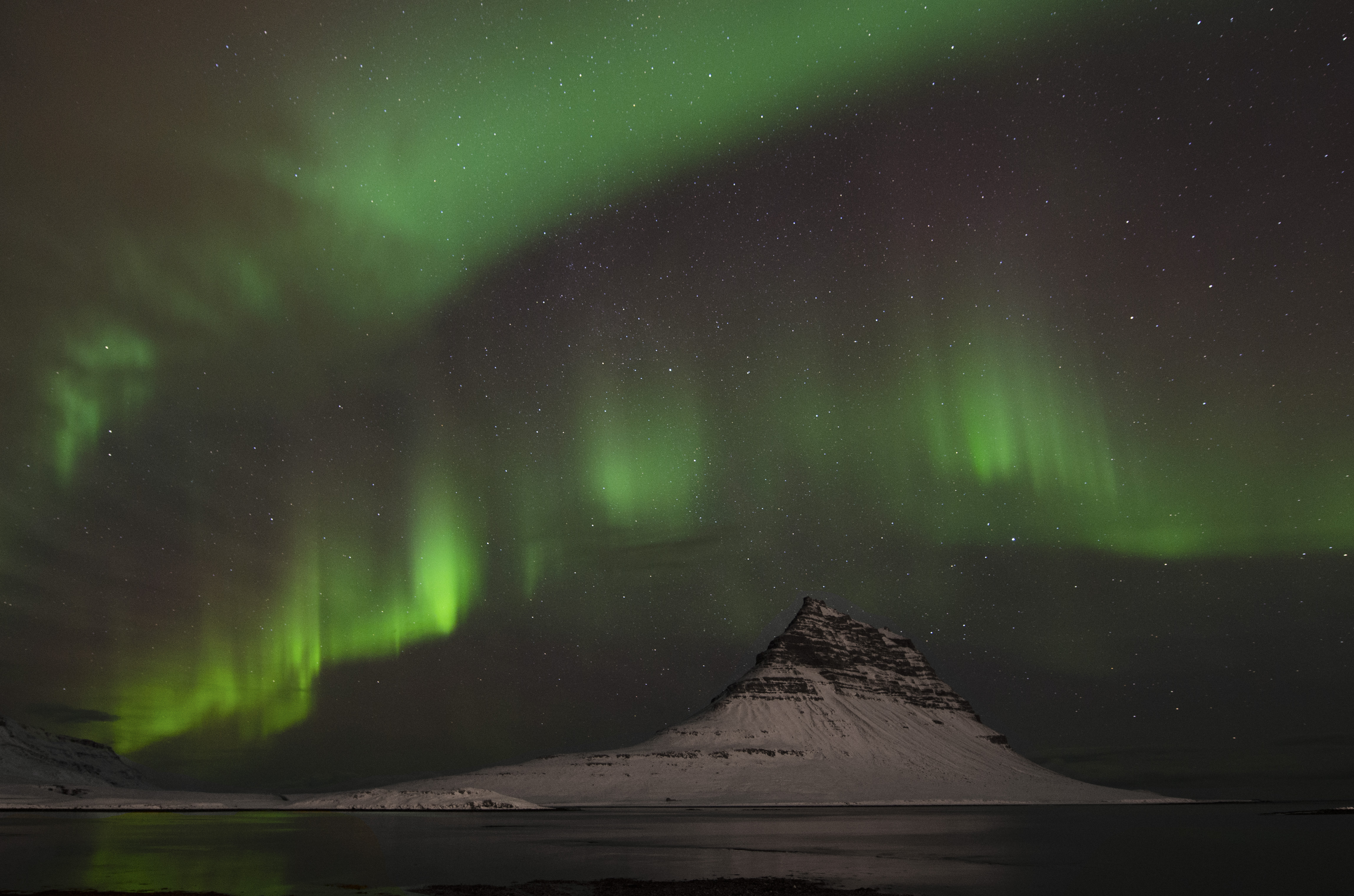 Photograph the Northern Lights at Kirkjufell and Kirkjufellsfoss