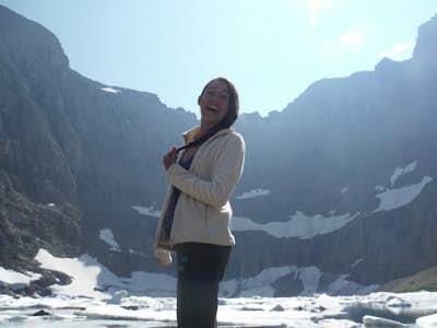 Hike to Iceberg Lake in Glacier National park 