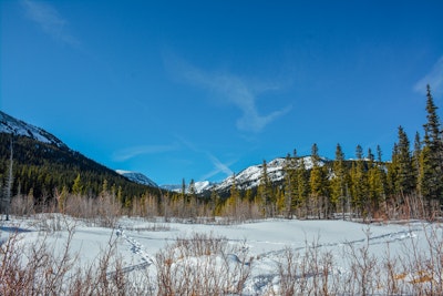 Snowshoe Lost Lake, Hessie Trailhead