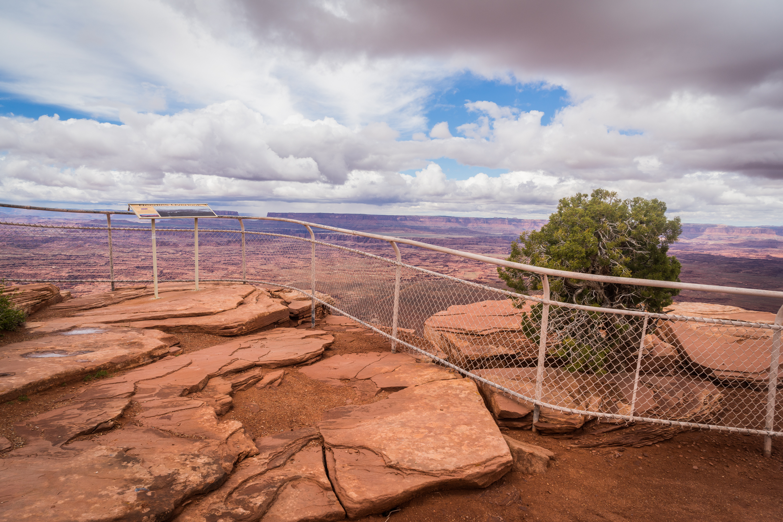 Needles Overlook