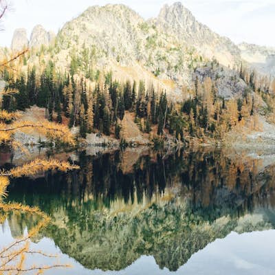 Hike to Blue Lake in the North Cascades