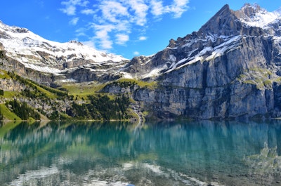 Hike Oeschinensee Lake and Blumlisalp Hut, Chalet Felsenhaus, 3718 ...