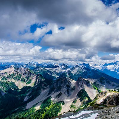 Hike Yellow Aster Butte and Tomyhoi Peak