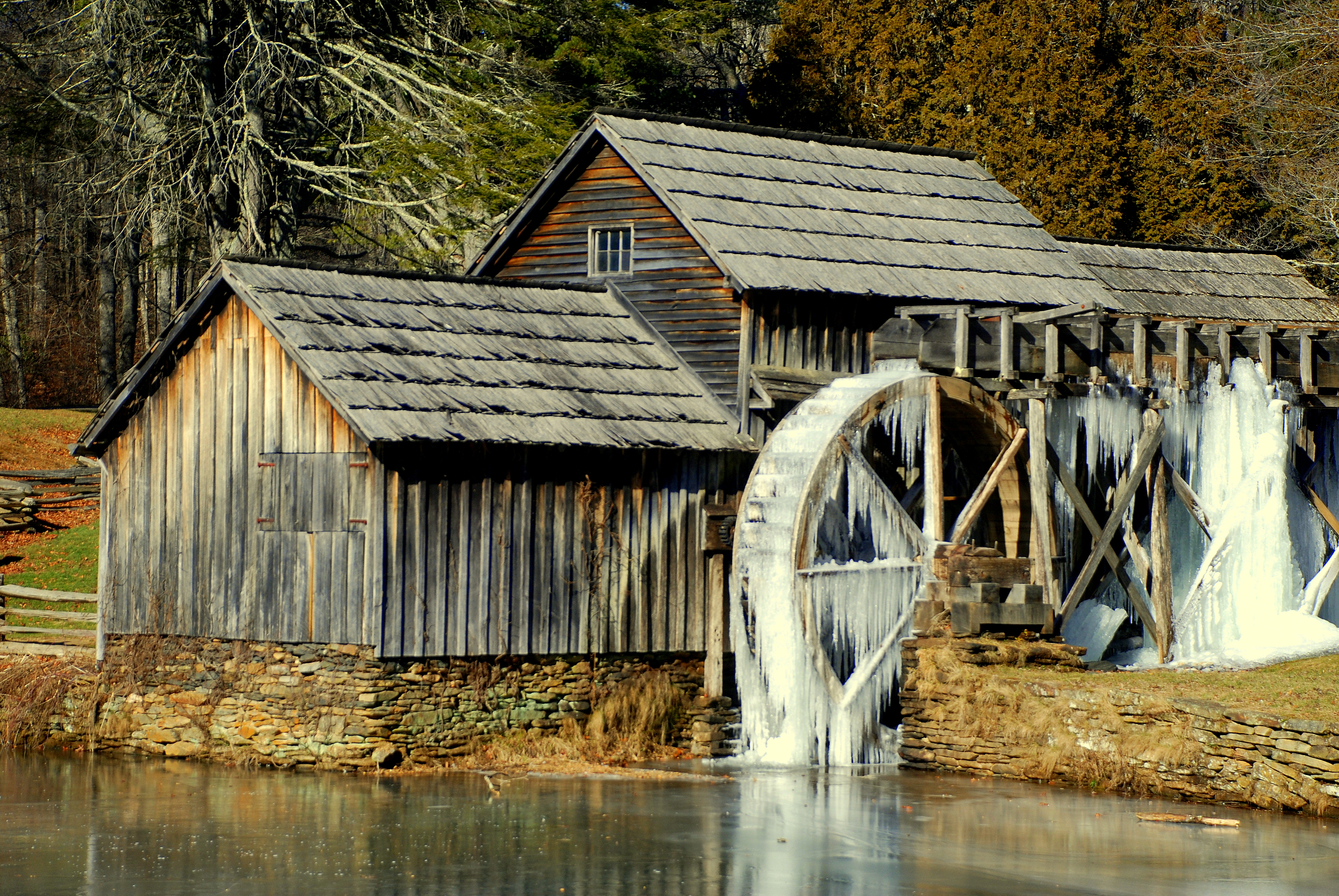Photograph Mabry Mill