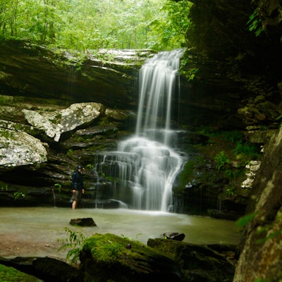 Hike to Magnolia Falls, Magnolia Falls Trailhead