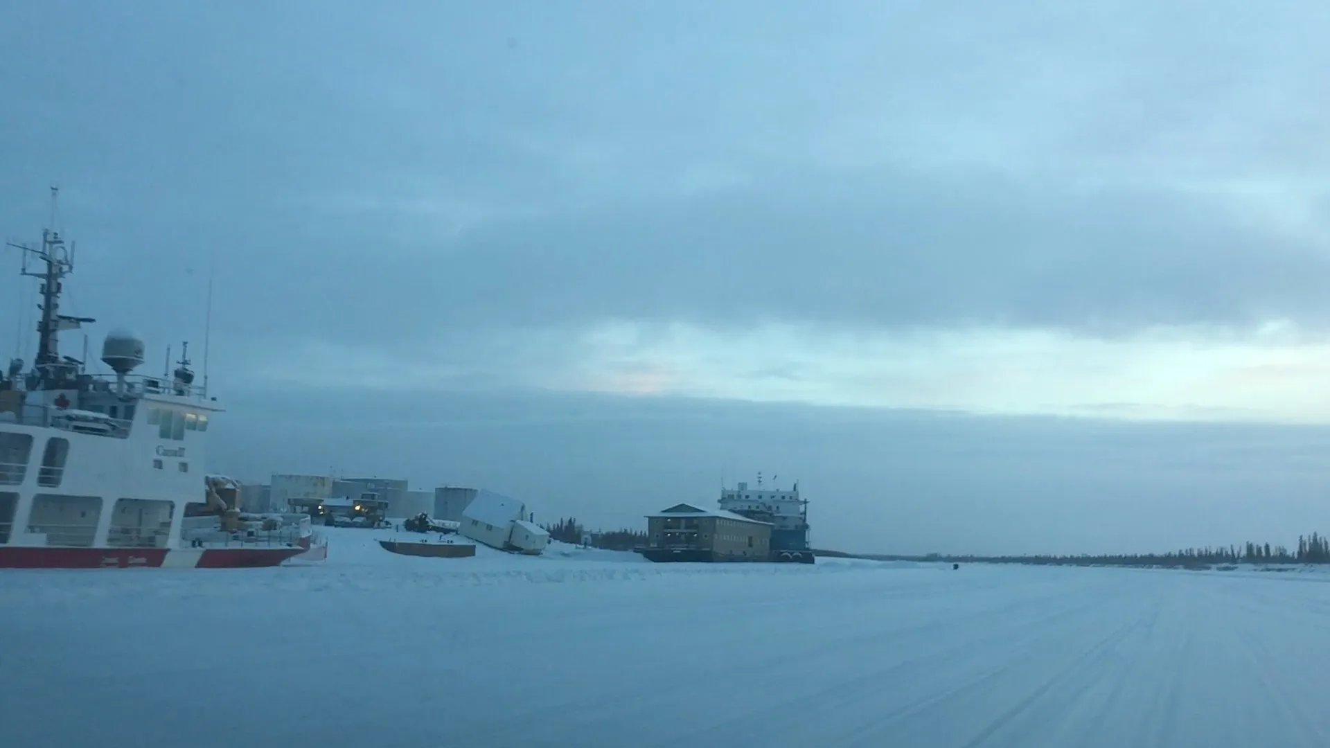 Tuktoyaktuk Winter Road (Closed)