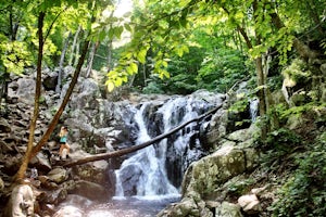 Hike to Rose River Falls