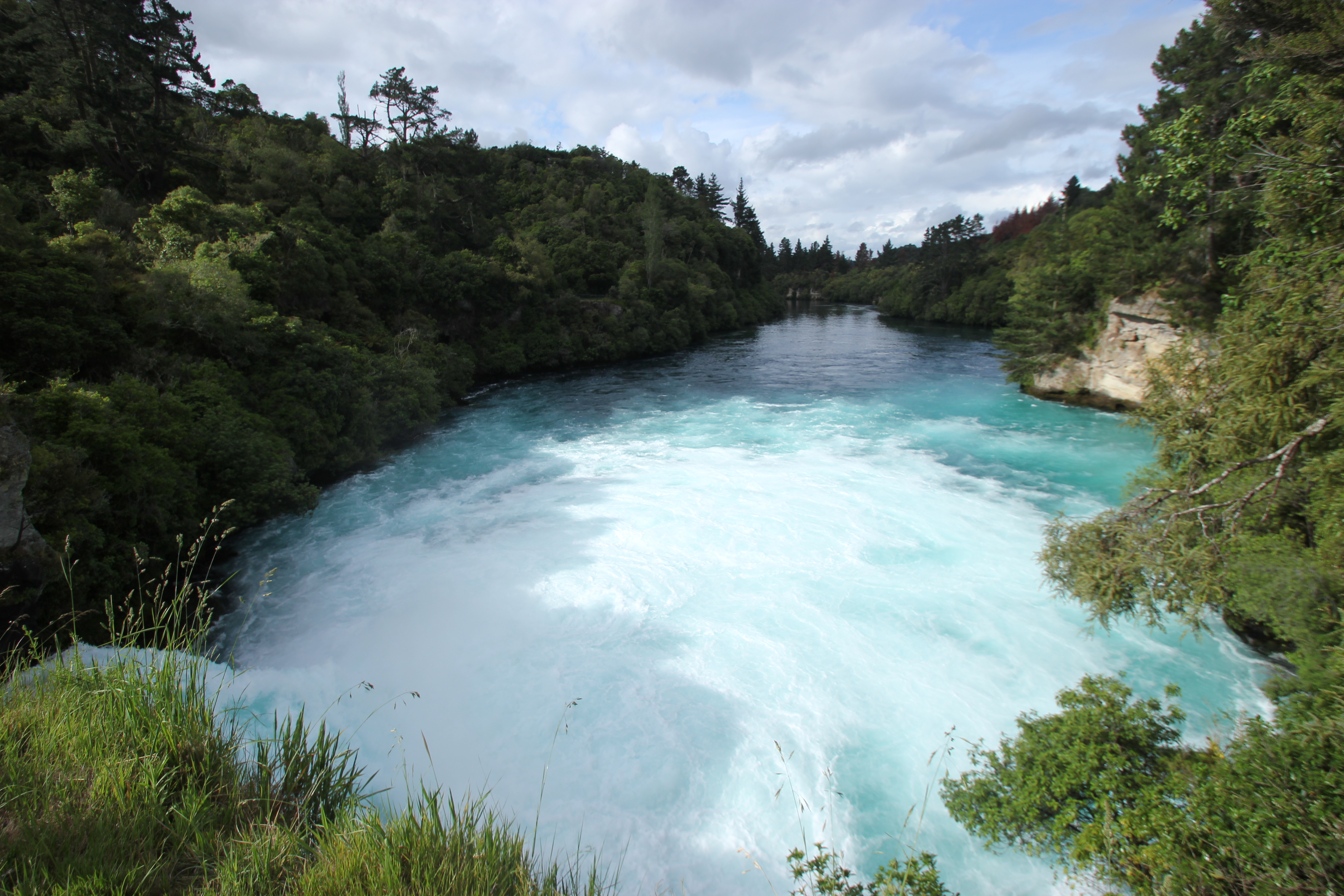 Hike to Huka Falls 