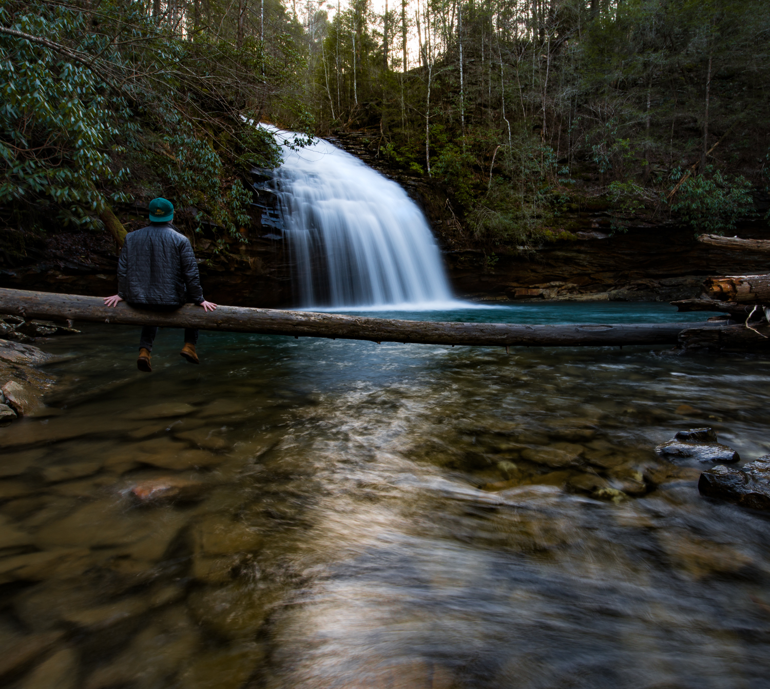 Hike to Stinging Fork Falls 