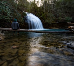 Hike to Stinging Fork Falls 