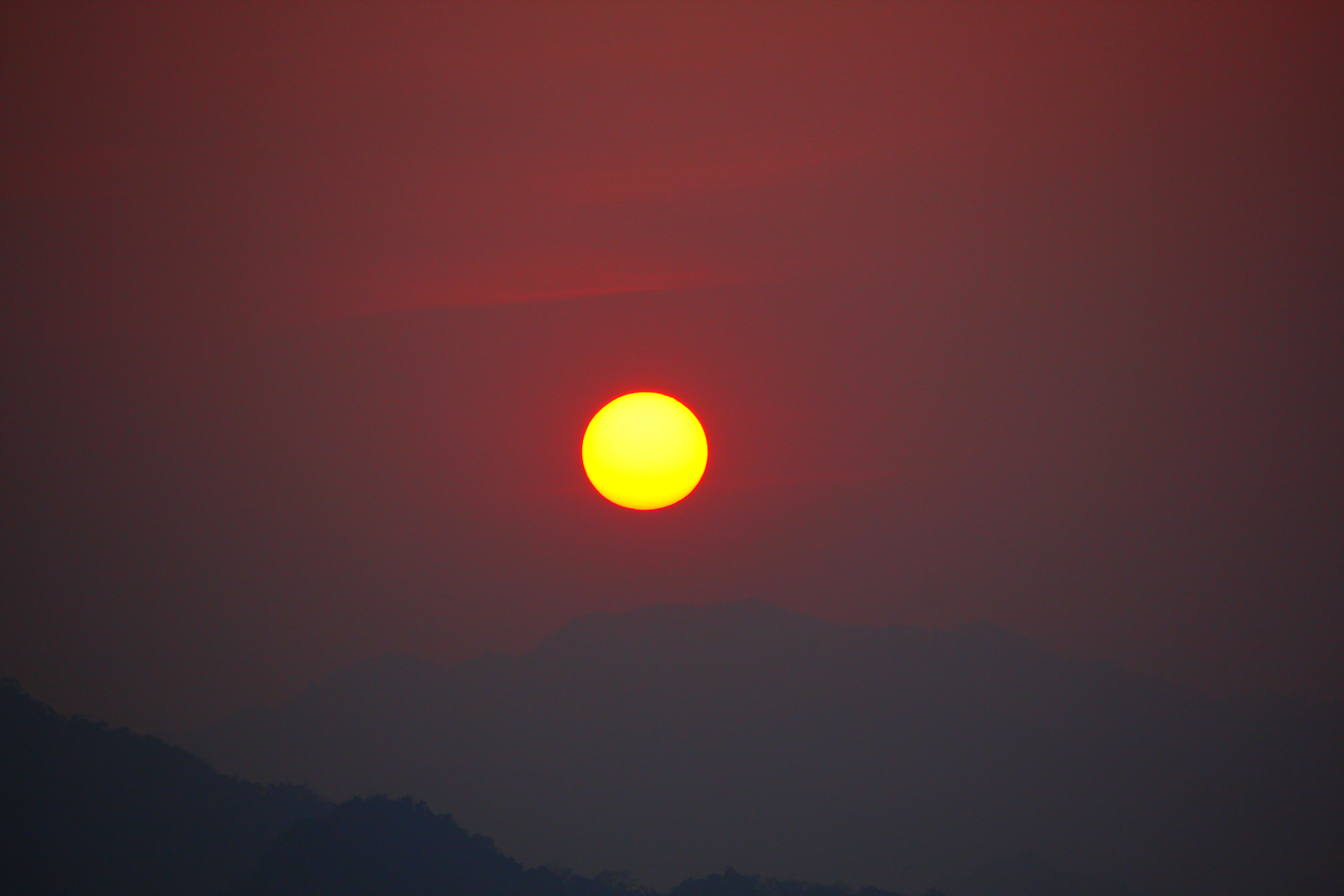 Watch the Sunset from Wat Tham Phousi Temple