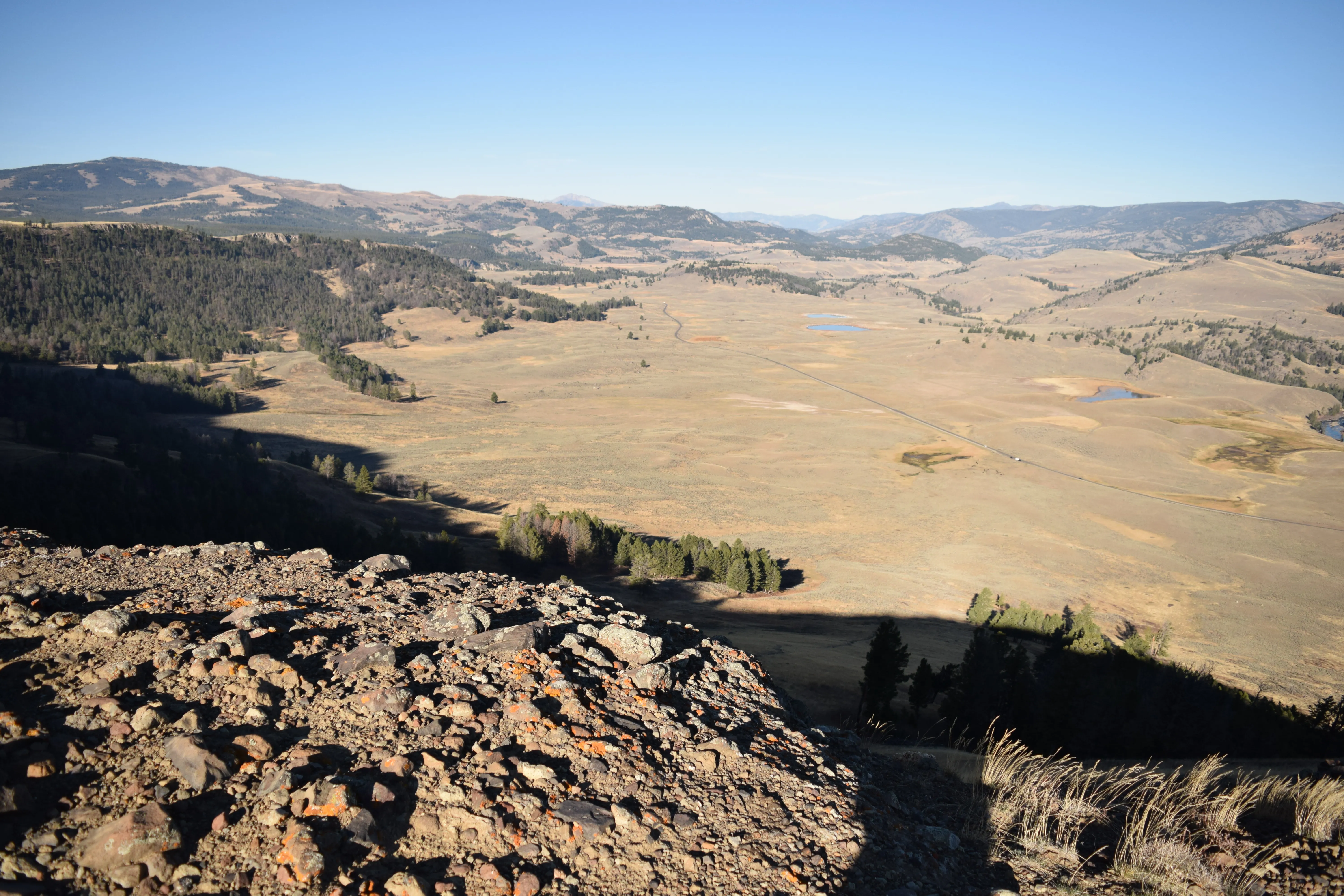 Lamar Valley Outlook near Specimen Ridge