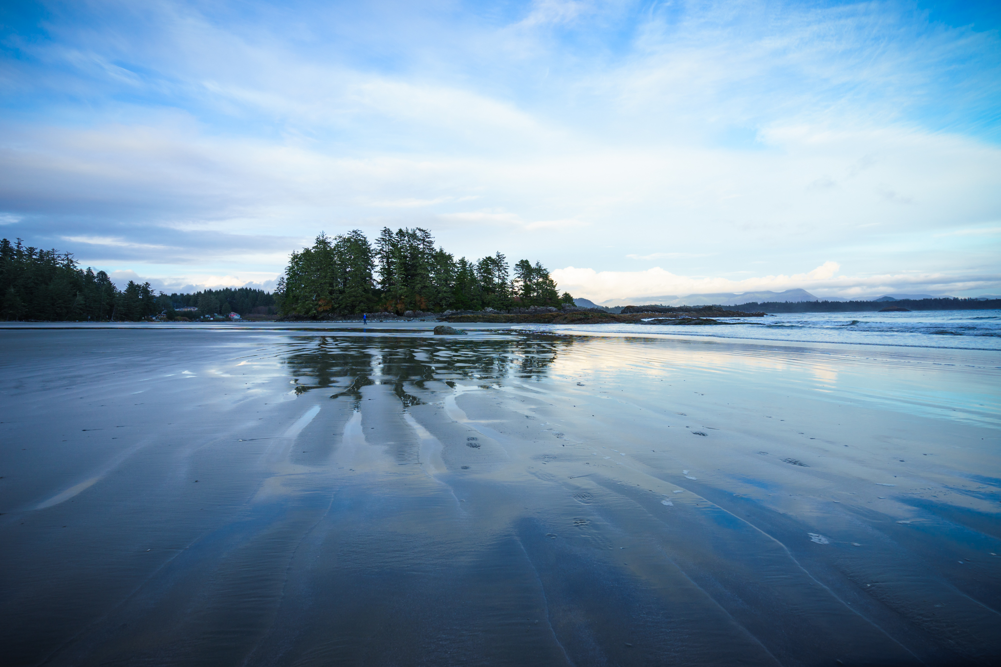 Hike to Schooner Cove