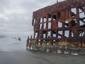 Peter Iredale Shipwreck, Fort Stevens SP