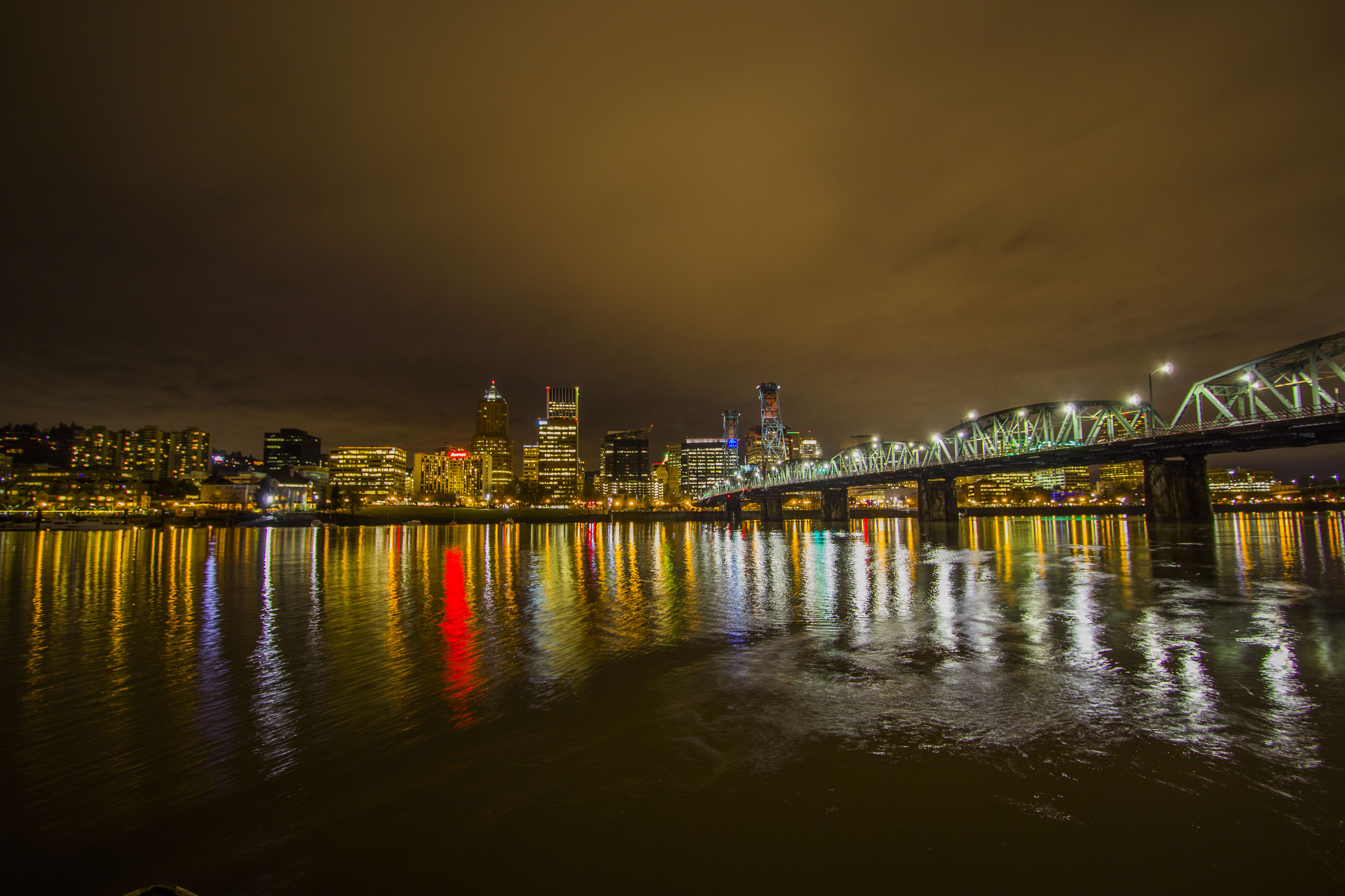 Night Photography at the OMSI Dock