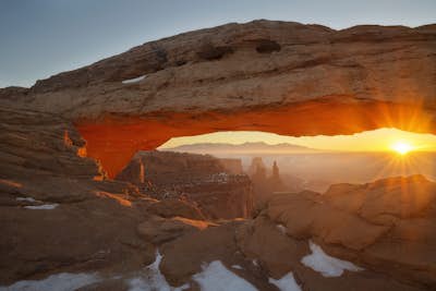 Watch the Sunrise at Mesa Arch