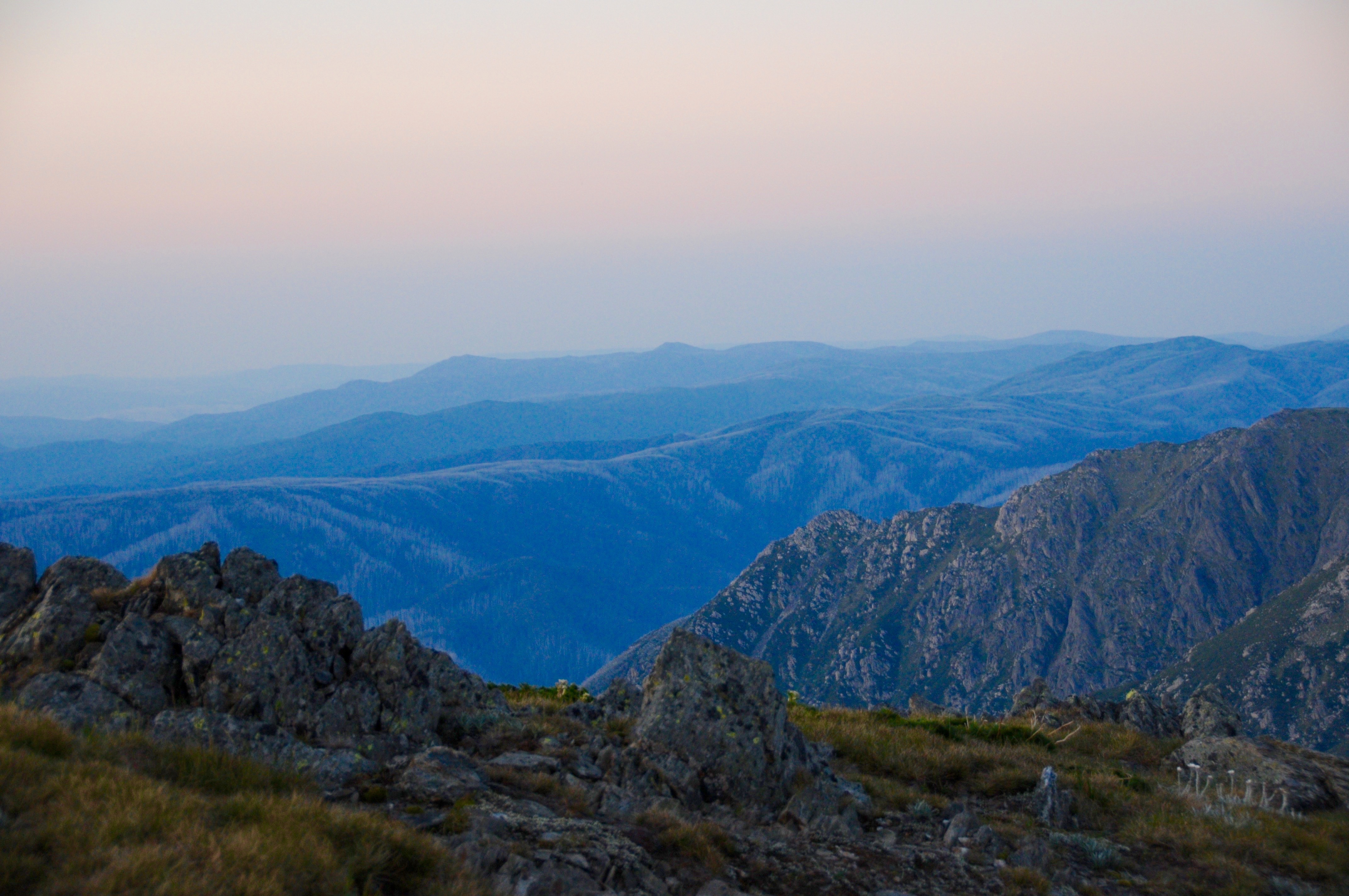 Hike to Kosciuszko Summit