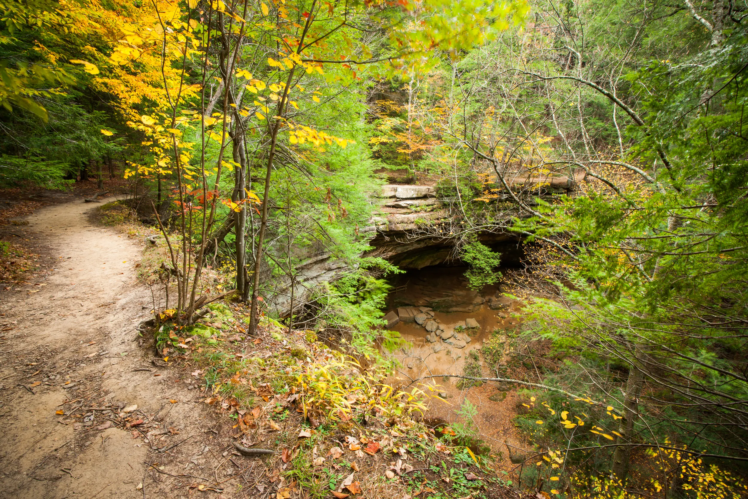 Ash Cave