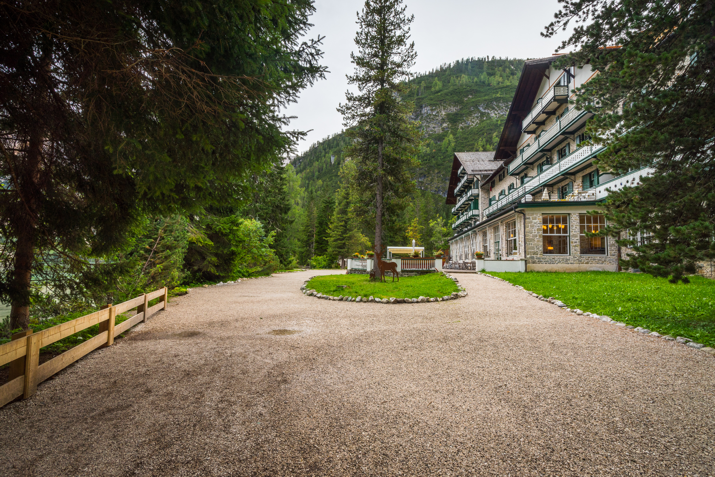 Explore Pragser Wildsee