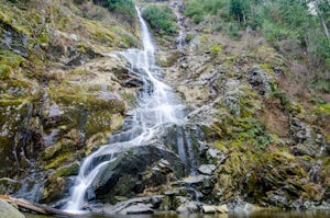 Hike to Flood Falls, British Columbia