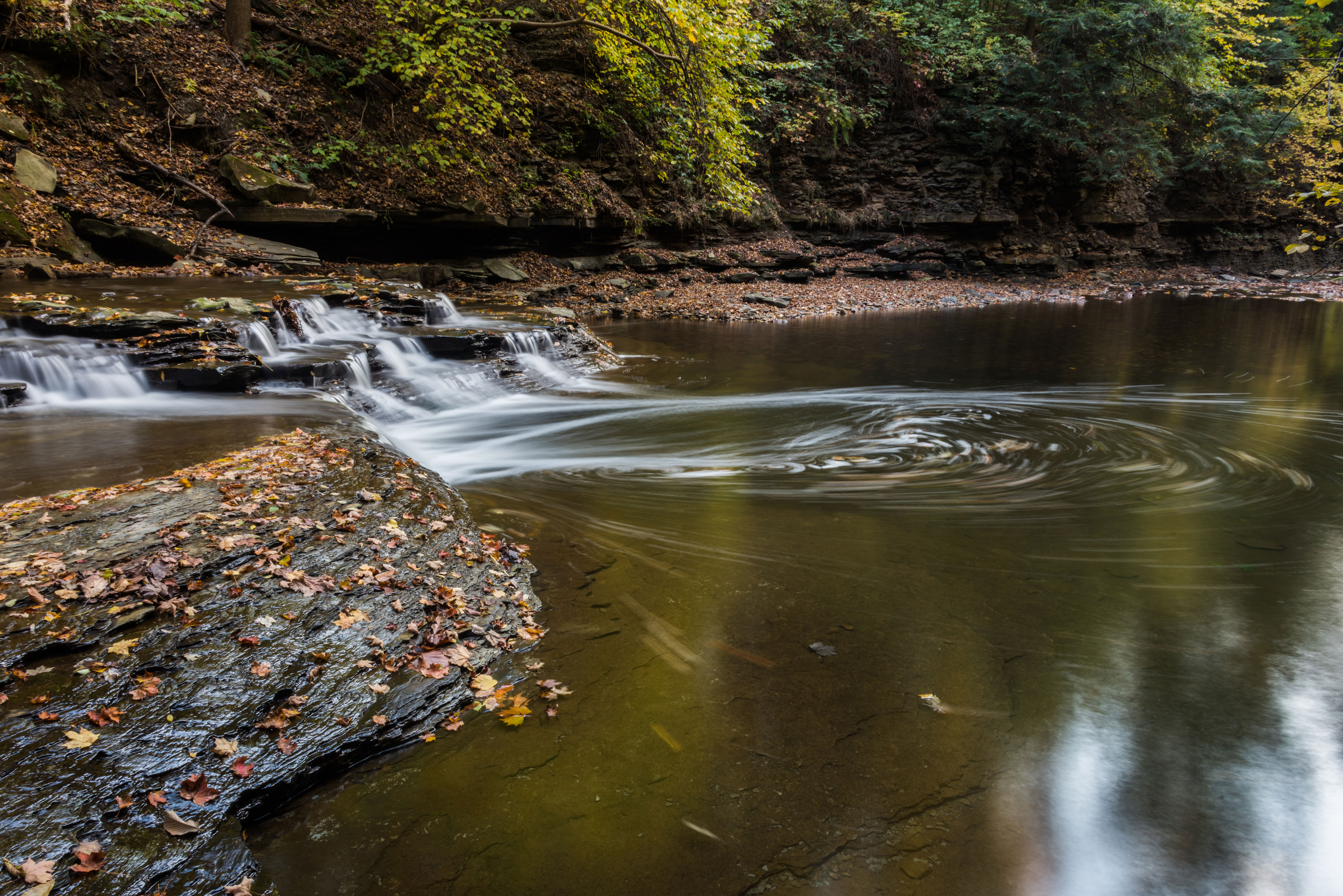 Hike up Brandywine Creek to Brandywine Falls