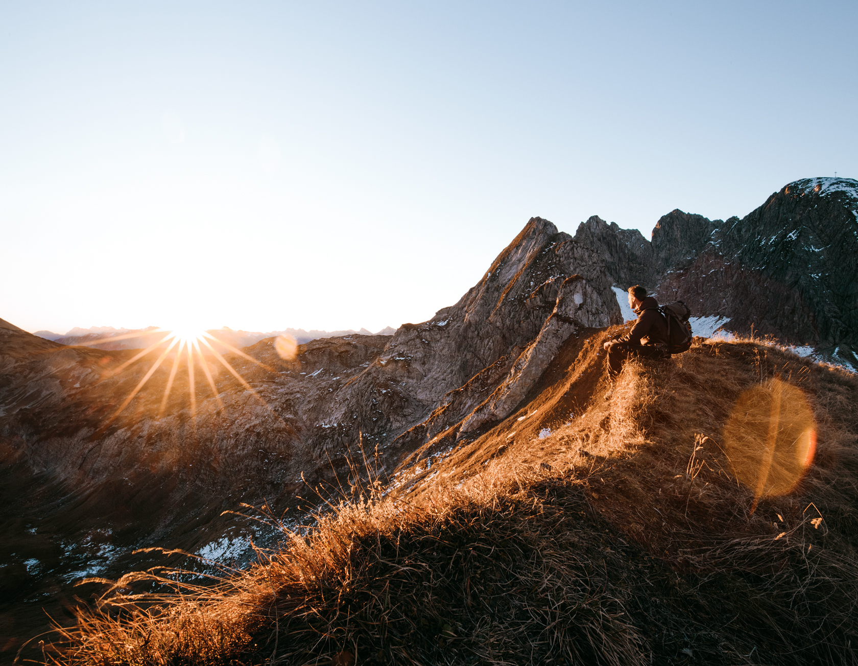 Hike up to Lake Schrecksee