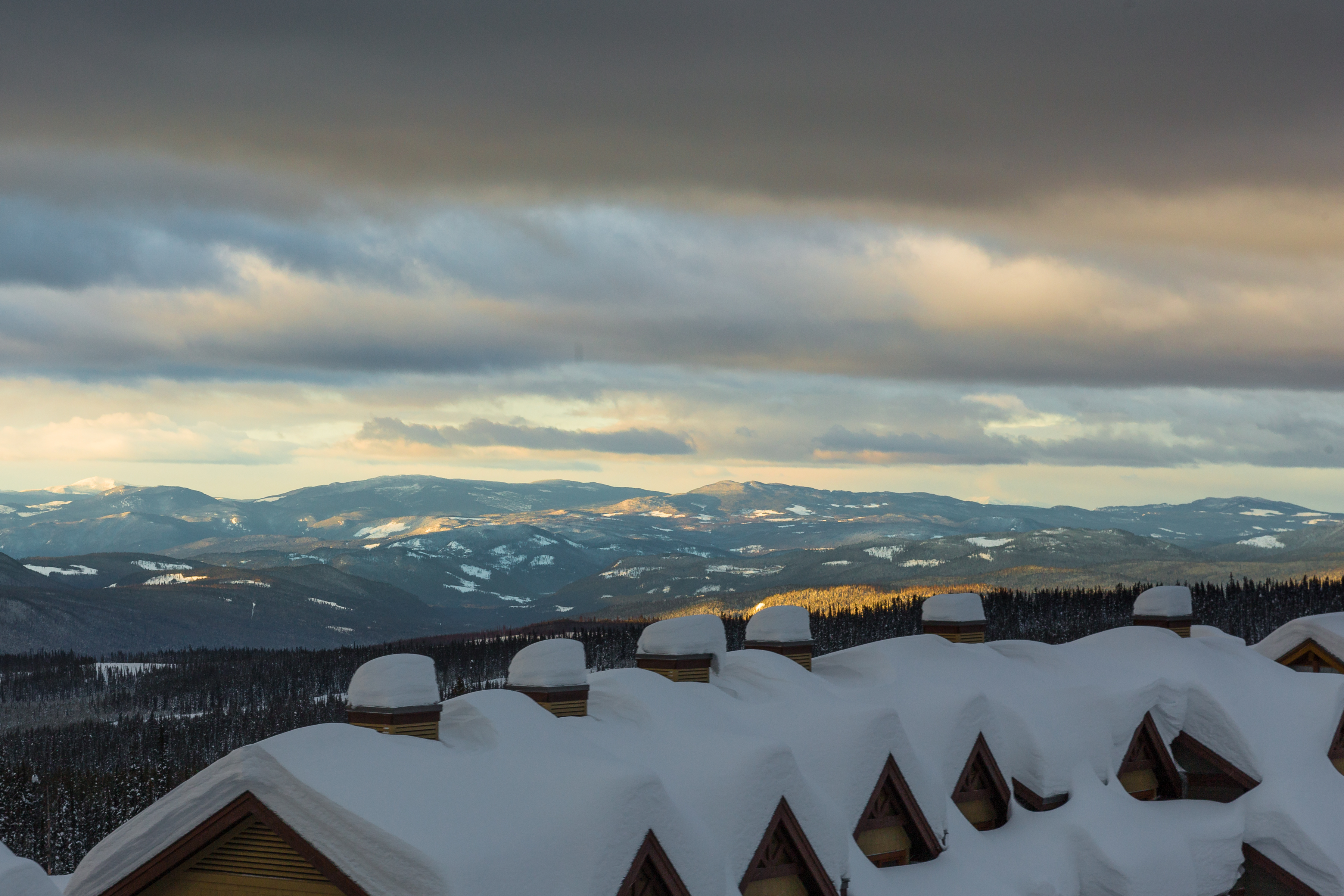 Ski or Snowboard Big White Ski Resort