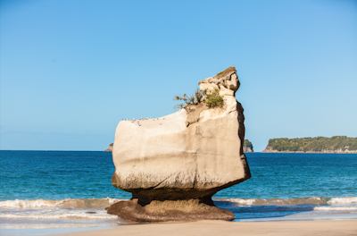 Hike to Cathedral Cove