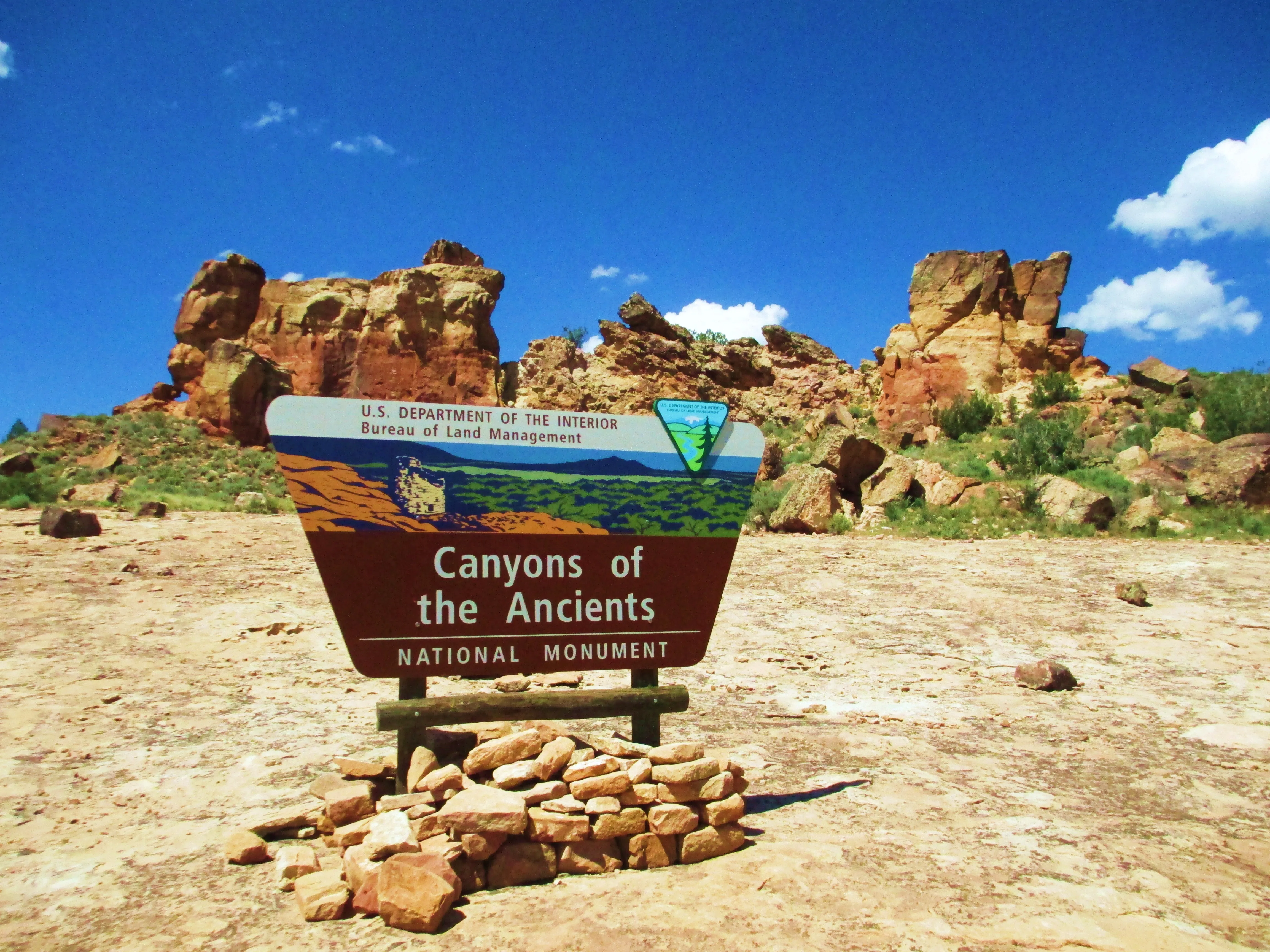 Hike Sand Canyon in Canyons of the Ancients