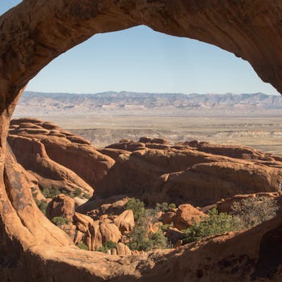 Hike to Double O Arch