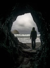 Take a Stroll to Tunnel Beach, Oregon