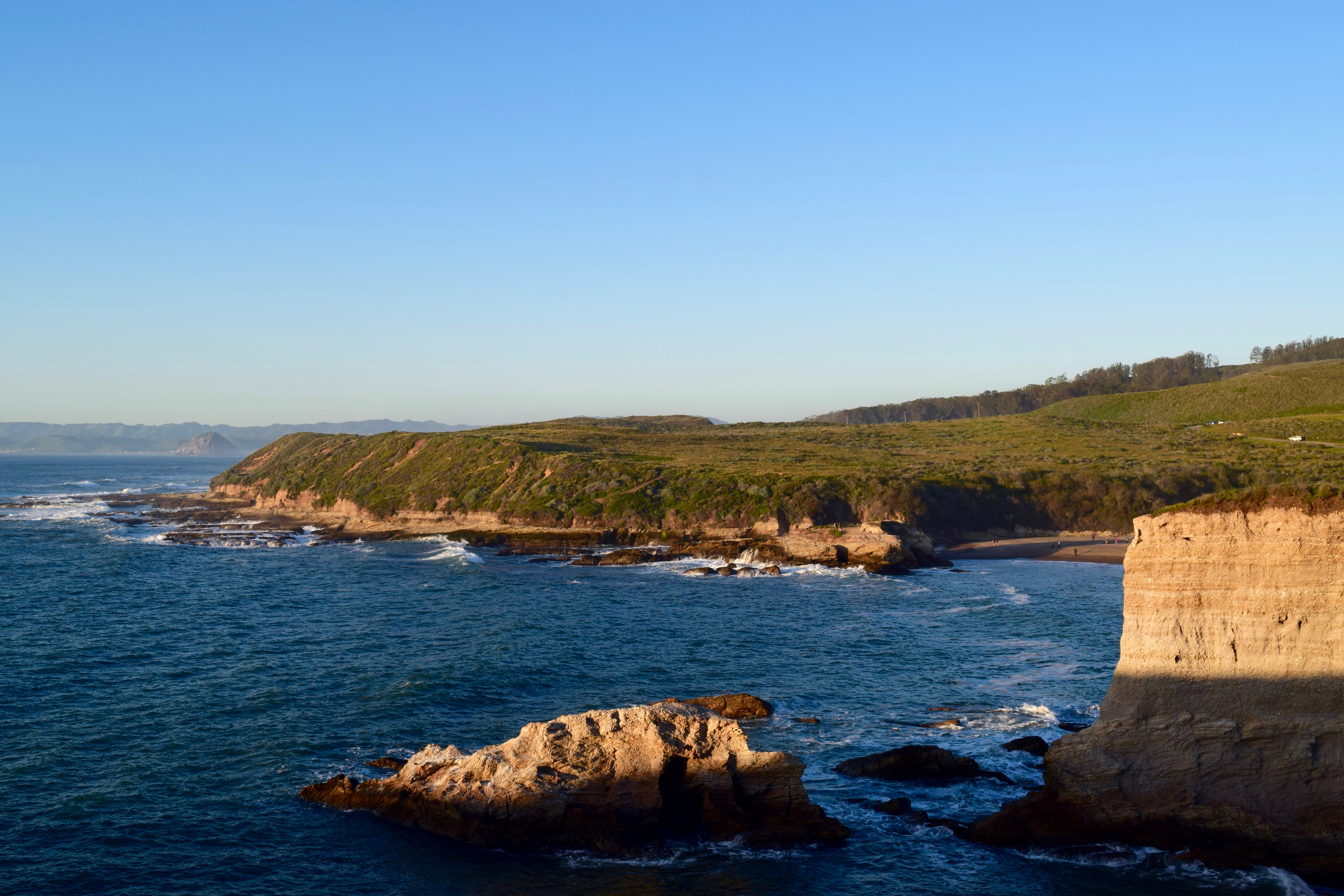 Montaña de Oro Bluff Trail