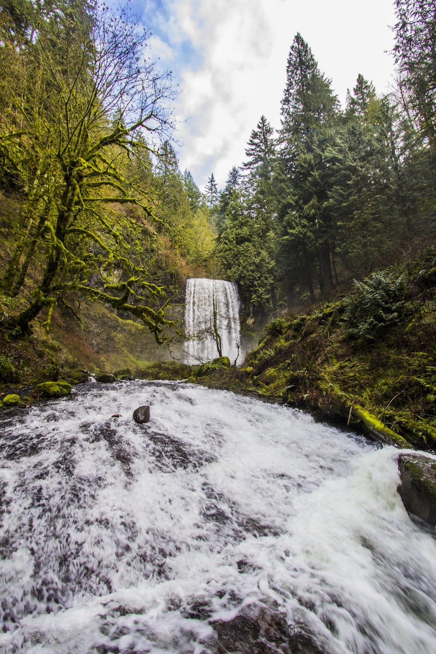 Hike To Upper Bridal Veil Falls Corbett Oregon