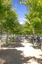 Relax at Klyde Warren Park