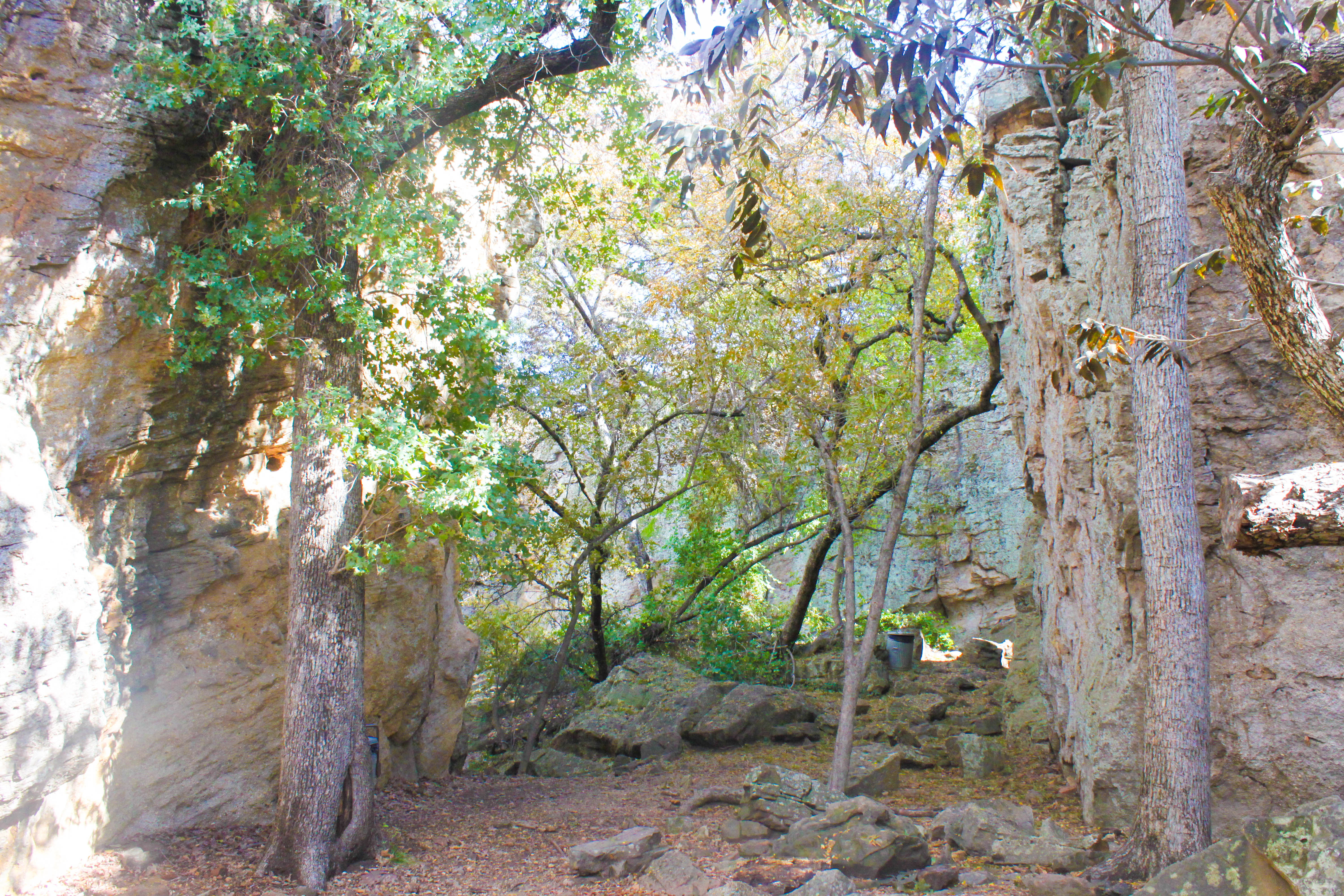 Penitentiary Hollow via Red Waterfront Trail
