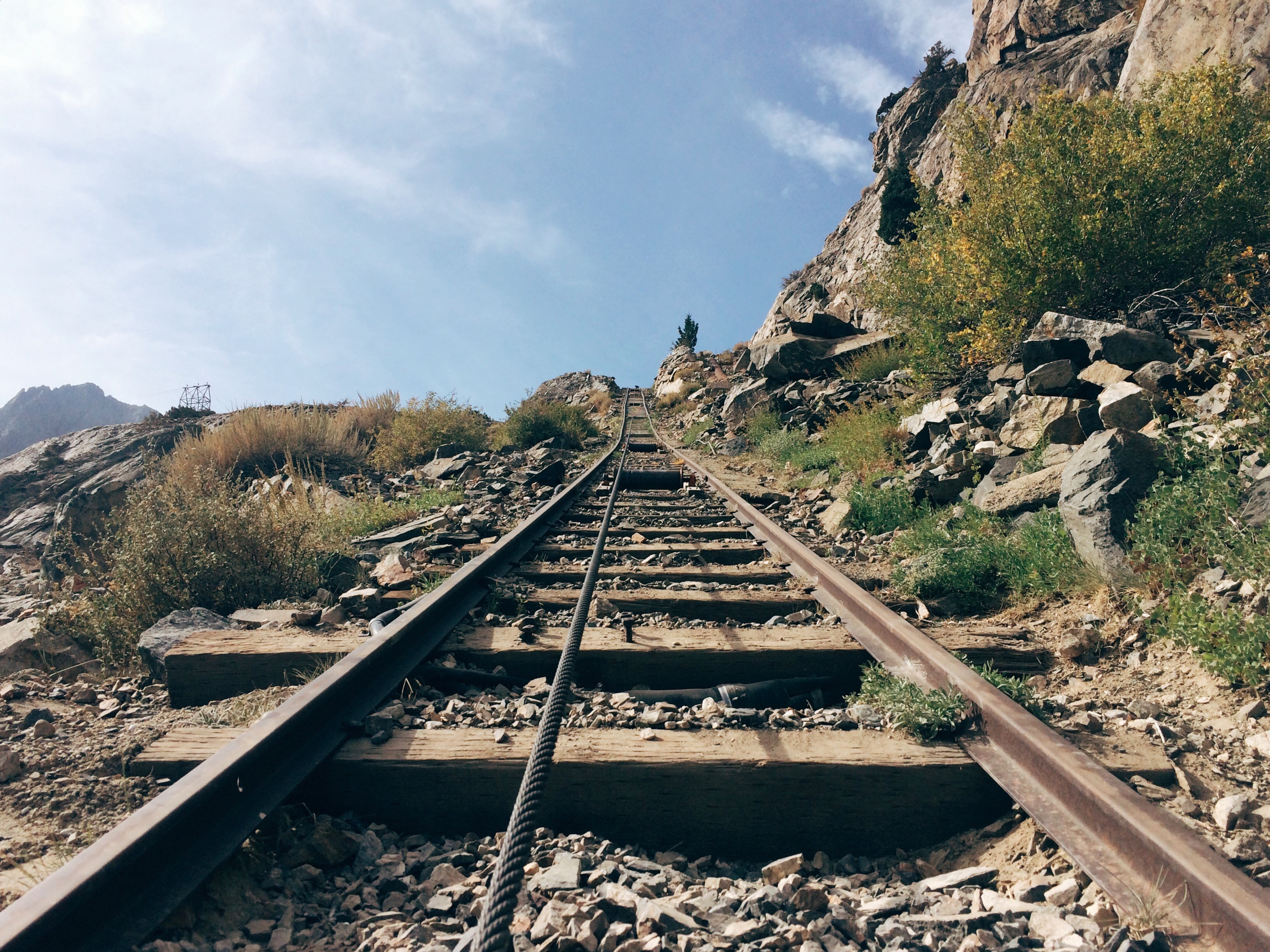 Agnew Lake via Rush Creek Trail